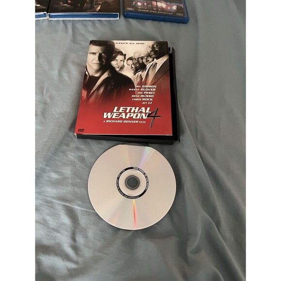 Lot of 7 Action Movies On Blu-ray/ DVD (The Departed, Lethal Weapon 4, & More!) - Picture 5 of 16